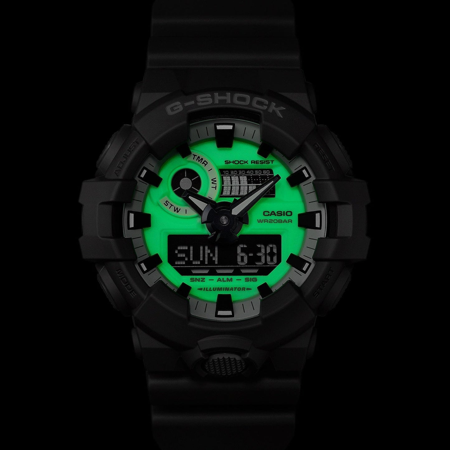 CASIO G-Shock Quartz Luminescent Dial | GA-700HD-8A